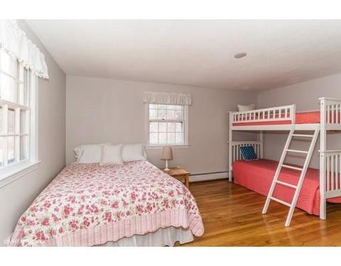 668 Putnam Ave, Barnstable, MA 02635 photo 12
