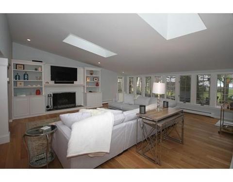 44 Winfield St, Needham, MA 02492 photo 9