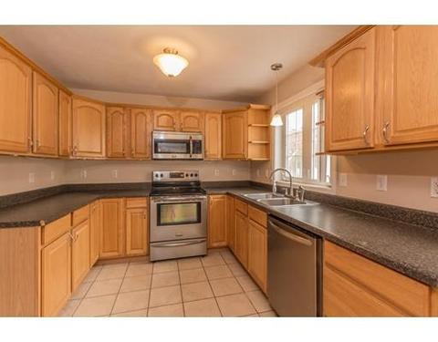 7 Mohawk Dr, Gardner, MA 01440 photo 2