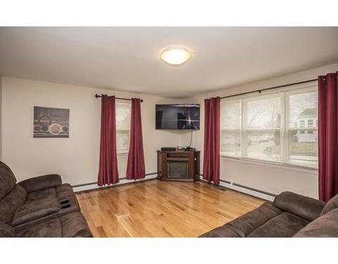 53 Farm St, Woonsocket, RI 02895 photo 8