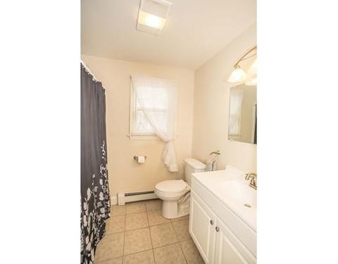 53 Farm St, Woonsocket, RI 02895 photo 7