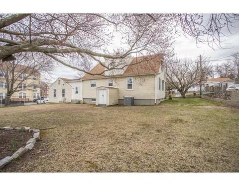 53 Farm St, Woonsocket, RI 02895 photo 21