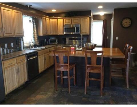 302 Neptune St, Fall River, MA 02721 photo 7
