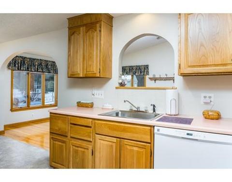 283 Mandalay Rd, Chicopee, MA 01020 photo 9