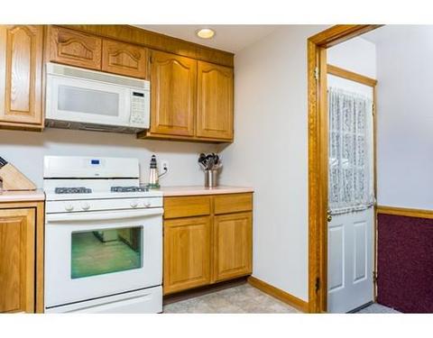 283 Mandalay Rd, Chicopee, MA 01020 photo 10