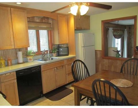 90 Mayher, Springfield, MA 01104 photo 2