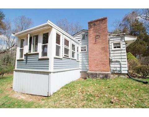 296 Elm St E, Raynham, MA 02767 photo 2