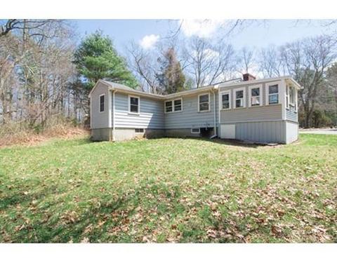 296 Elm St E, Raynham, MA 02767 photo 3