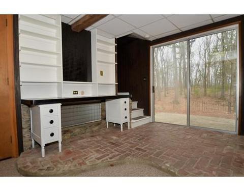 41 Robert St, Clinton, MA 01510 photo 17