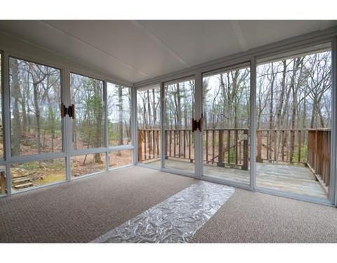 41 Robert St, Clinton, MA 01510 photo 5