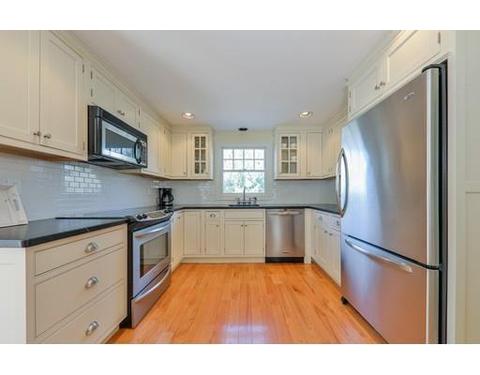 14 Delprete Dr, Hingham, MA 02043 photo 8