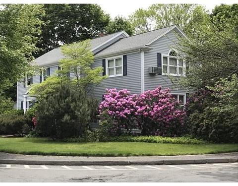 4 Tully Rd, Marblehead, MA 01945 photo 2