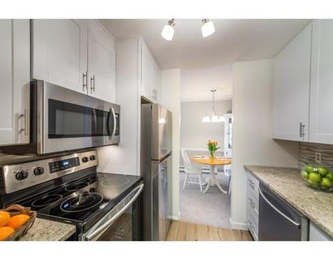 47 Will Dr #111, Canton, MA 02021 photo 8