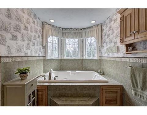 31 Lenox Dr, Franklin, MA 02038 photo 28