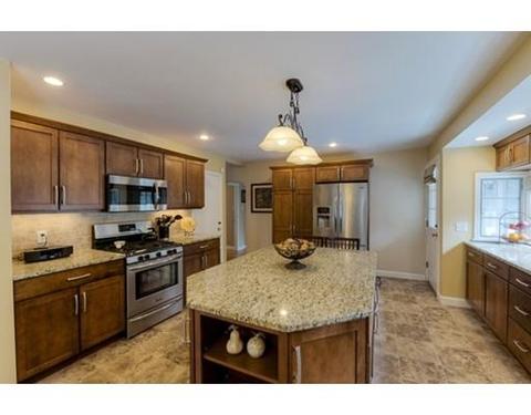 47 Kazbeck St, Springfield, MA 01151 photo 7