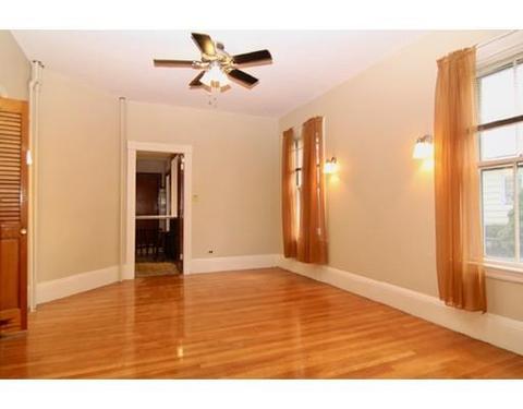 21 Irving St, Everett, MA 02149 photo 7