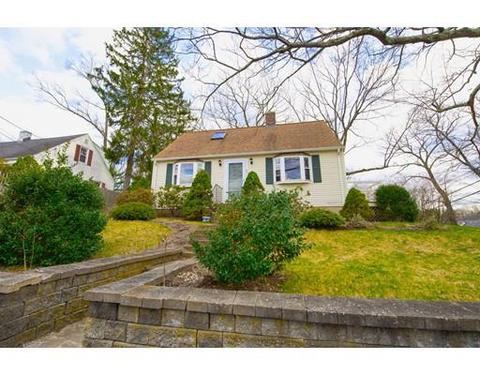 63 Pine St, Natick, MA 01760 photo 1