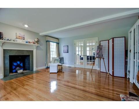 43 Walpole St, Dover, MA 02030 photo 3