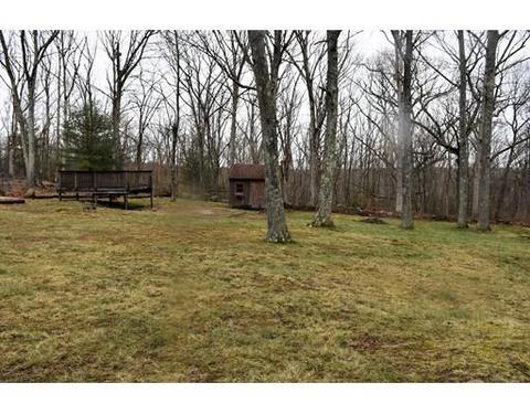11 Hickory Ln, Webster, MA 01570 photo 2