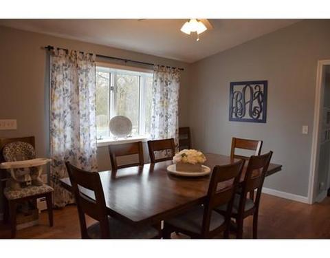 11 Hickory Ln, Webster, MA 01570 photo 8
