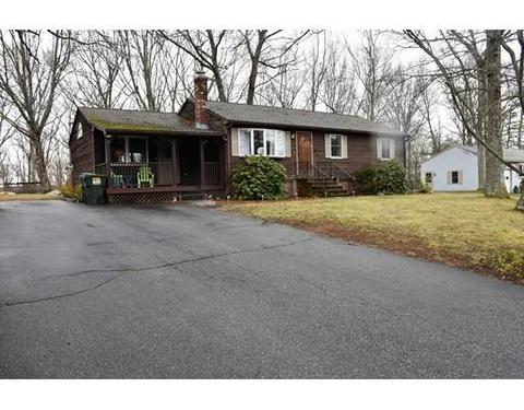 11 Hickory Ln, Webster, MA 01570 photo 1