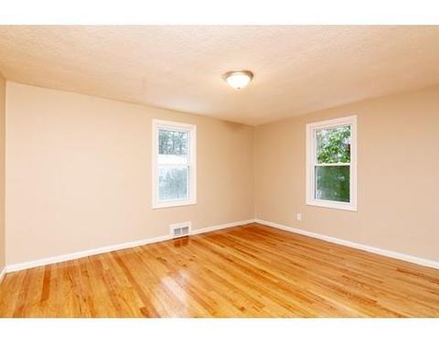 21 Burns Ave, Springfield, MA 01119 photo 11