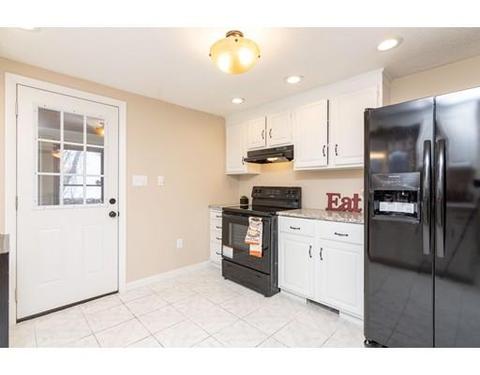 21 Burns Ave, Springfield, MA 01119 photo 3