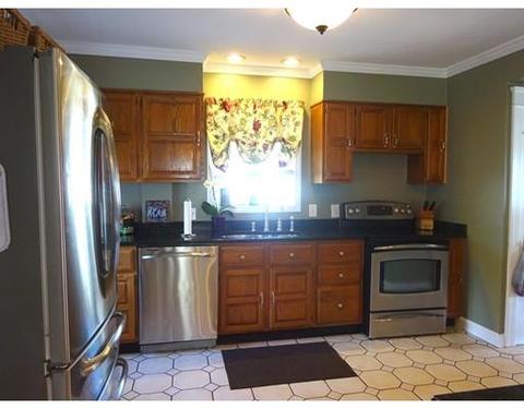 436 Massasoit Rd, Worcester, MA 01604 photo 9