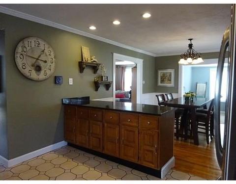 436 Massasoit Rd, Worcester, MA 01604 photo 10