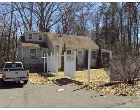 2 Maple St, Southwick, MA 01077 photo 2
