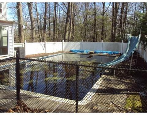 2 Maple St, Southwick, MA 01077 photo 5