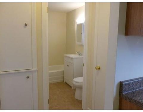 109 Redlands St, Springfield, MA 01104 photo 14