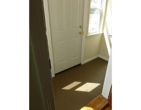 109 Redlands St, Springfield, MA 01104 photo 10