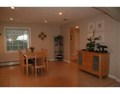 143 Hathaway St, Wareham, MA 02571 photo 8