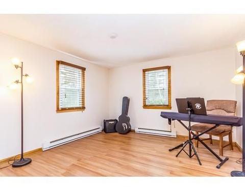20 Sunset Ave, Derry, NH 03038 photo 11