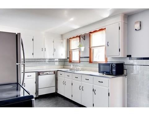 23 Monteforte St, Worcester, MA 01604 photo 4