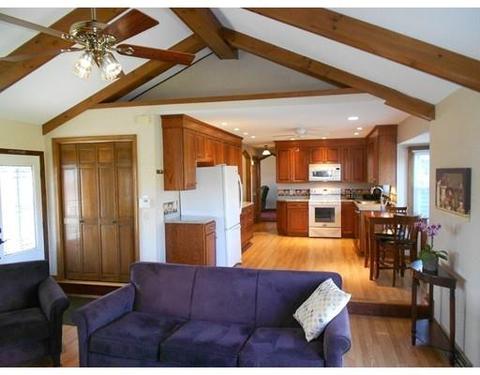 43 Laskowski St, Chicopee, MA 01020 photo 10