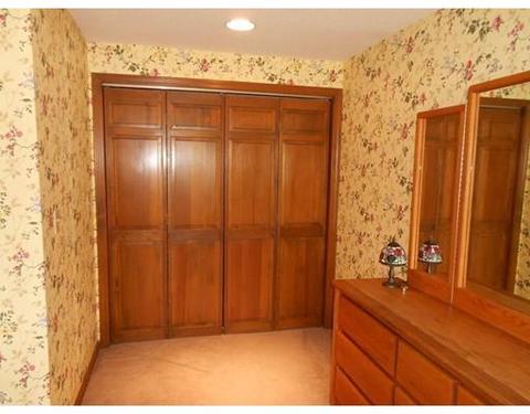 43 Laskowski St, Chicopee, MA 01020 photo 21