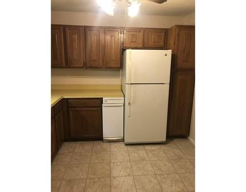 4700 N Main St #5C, Fall River, MA 02720 photo 9