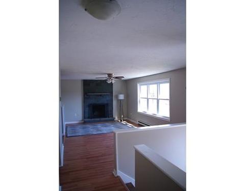 12 Circle Dr, Dudley, MA 01571 photo 8