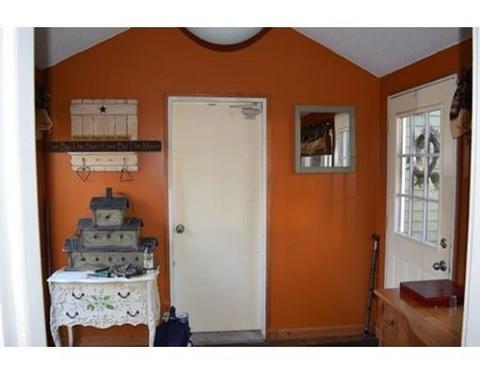 66 Suzanne St, Springfield, MA 01104 photo 5