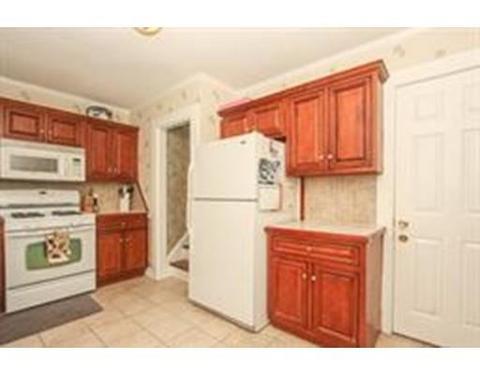 37 Westernview St, Springfield, MA 01108 photo 6