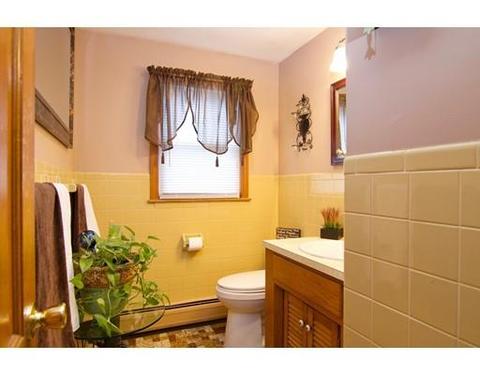 125 Clement St, Springfield, MA 01118 photo 23