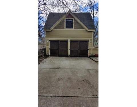 198 Florida St, Springfield, MA 01109 photo 2
