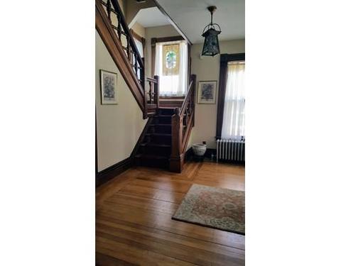 198 Florida St, Springfield, MA 01109 photo 9