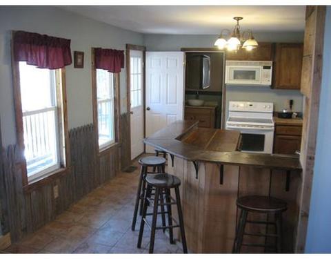 90 W Main St, Ware, MA 01082 photo 6