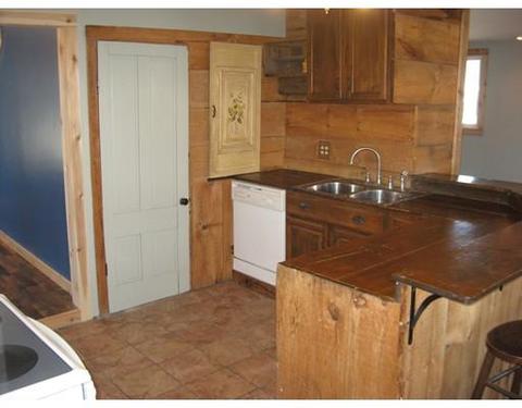 90 W Main St, Ware, MA 01082 photo 10