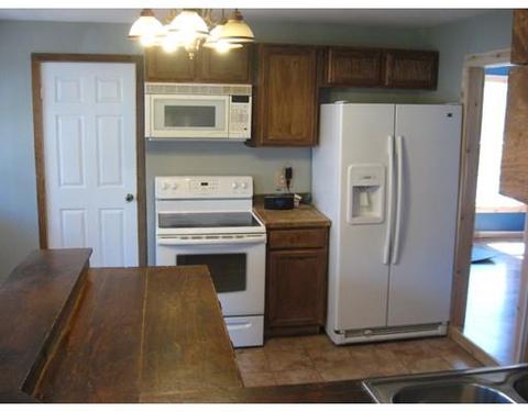 90 W Main St, Ware, MA 01082 photo 9