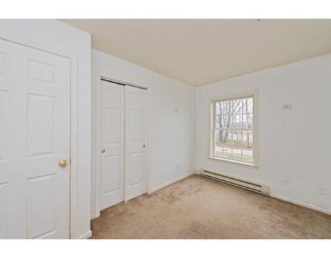 4 Mason Ln, Webster, MA 01570 photo 9