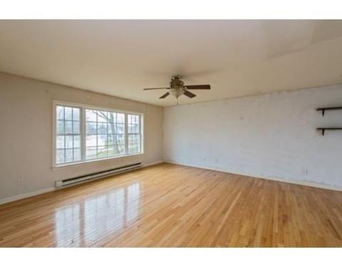 4 Mason Ln, Webster, MA 01570 photo 3